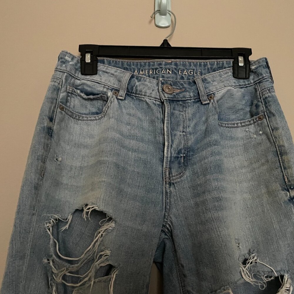 American Eagle, 2 Short, Distressed Tom Girl Jeans. - Picture 3 of 9
